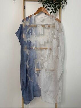 Dressbarn Blue and White Ombre Sheer Floral Overlay Kimono Tunic Size OS